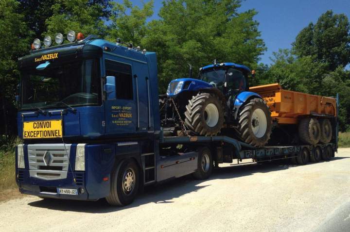 Location de porte-engins près de Nontron