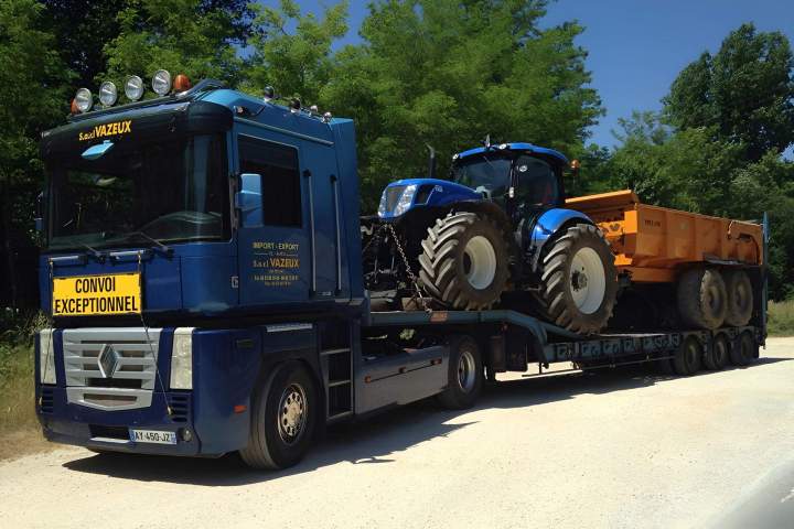 Location de camion pour le transport d'engins agricole Nontron